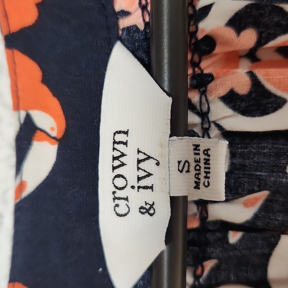 Crown & Ivy 3/4 Sleeve Blouse - Picture 3 of 3